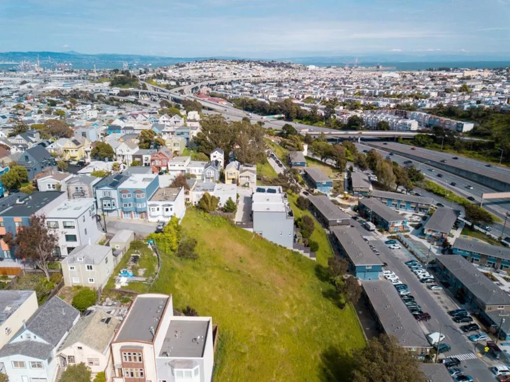 132 Bache Street San Francisco, CA 94110