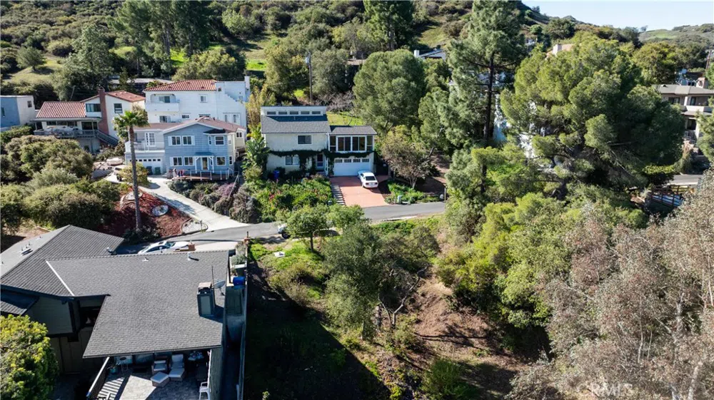 Clover Trail Calabasas, CA 91302