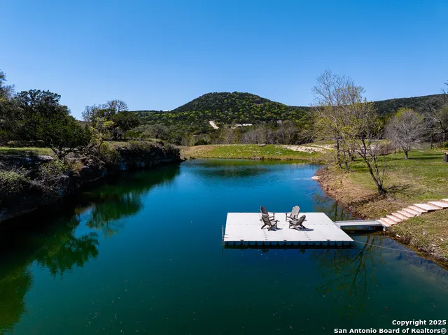 4198 BEAR SPRINGS RD Pipe Creek, TX 78063