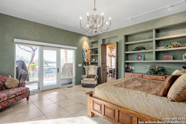 4198 BEAR SPRINGS RD Pipe Creek, TX 78063