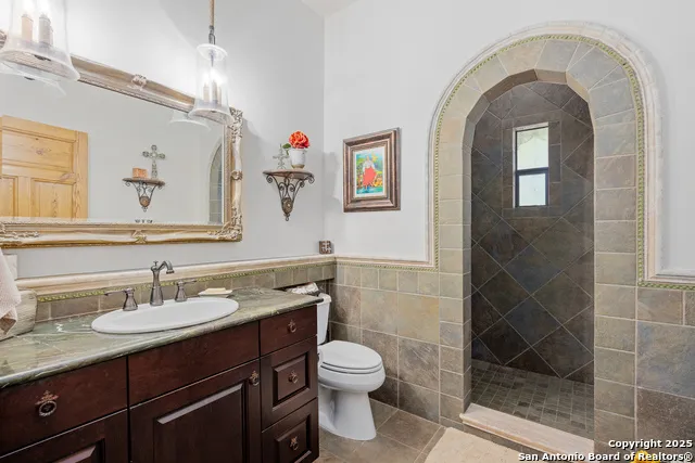 4198 BEAR SPRINGS RD Pipe Creek, TX 78063