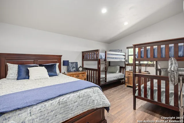 4198 BEAR SPRINGS RD Pipe Creek, TX 78063