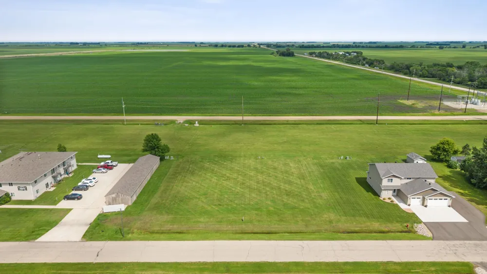 406 6th Street S Fairmount, ND 58030