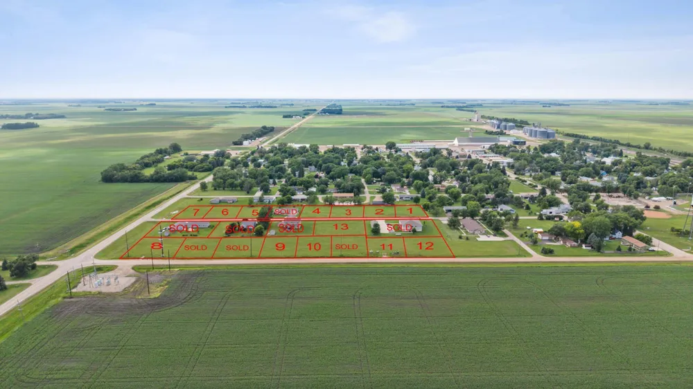204 6th Street S Fairmount, ND 58030