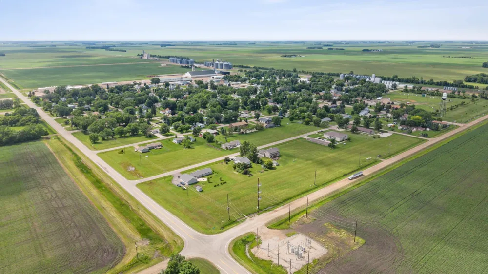 204 6th Street S Fairmount, ND 58030