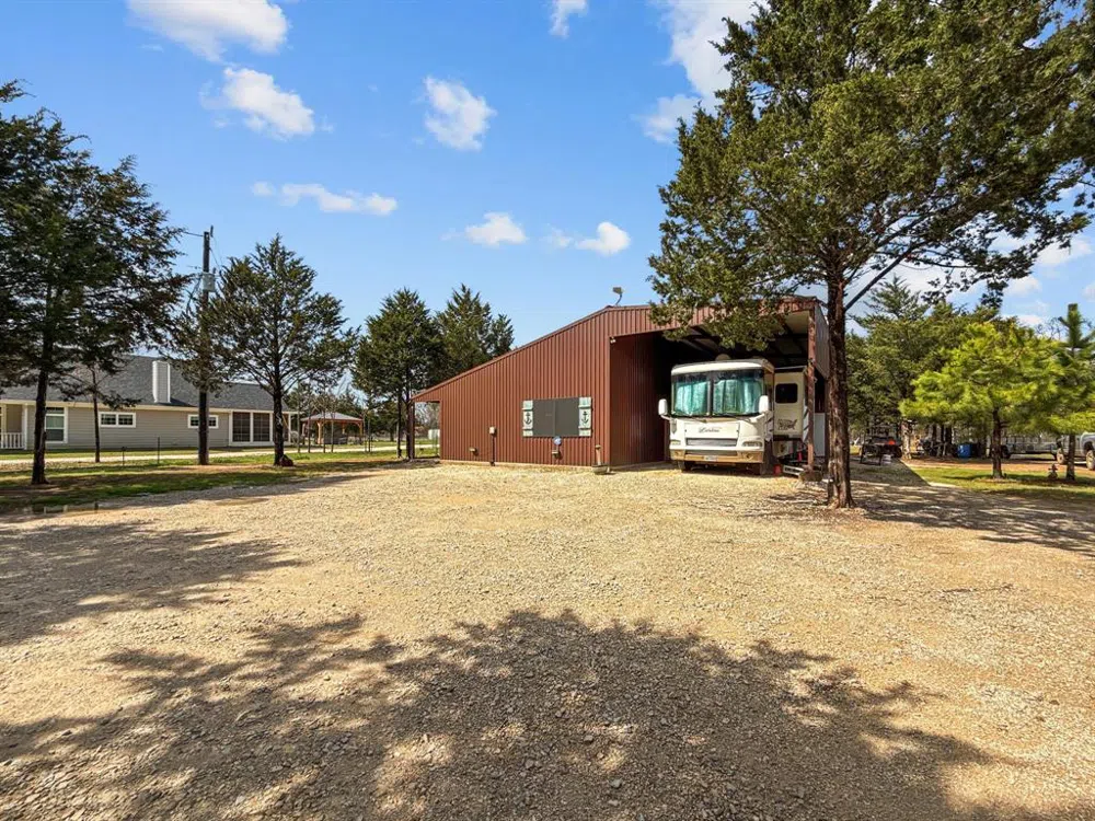 1477 Cedar Mills Road Gordonville, TX 76245