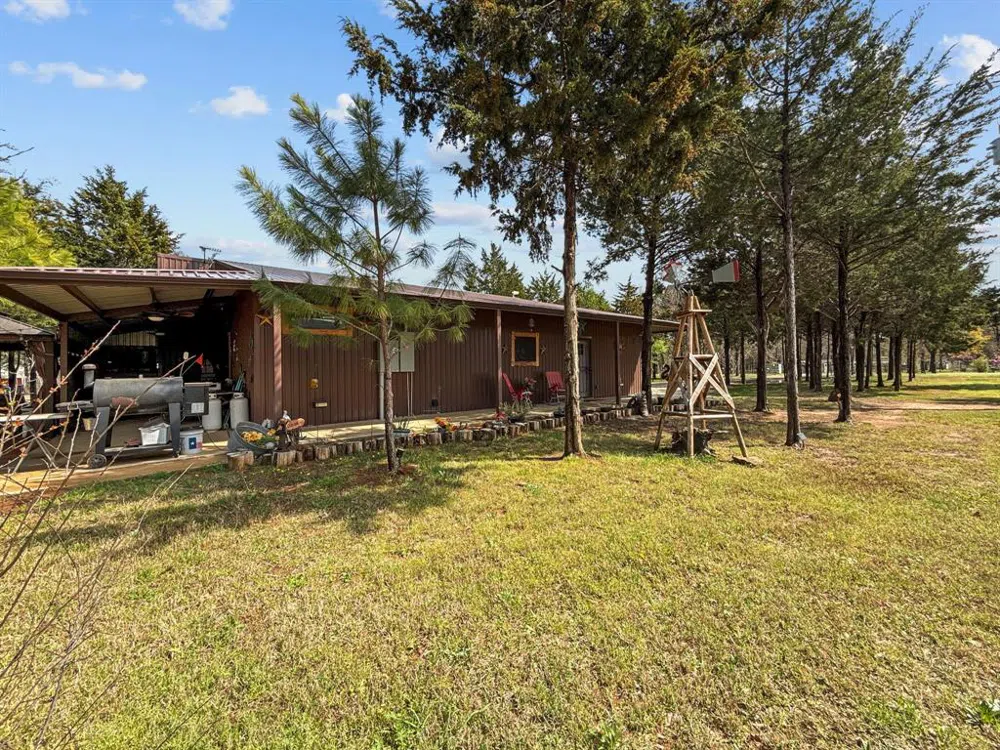 1477 Cedar Mills Road Gordonville, TX 76245