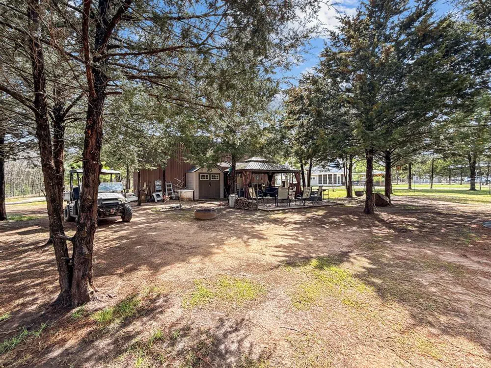 1477 Cedar Mills Road Gordonville, TX 76245
