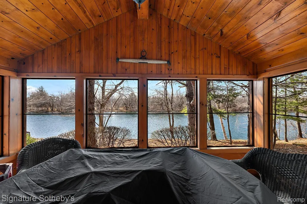 7699 MINNICK ROAD Rubicon Township, MI 48441