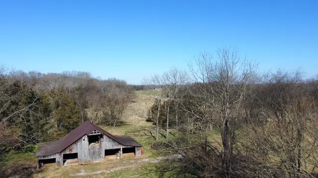 2 Pyles Rd Chapel Hill, TN 37034