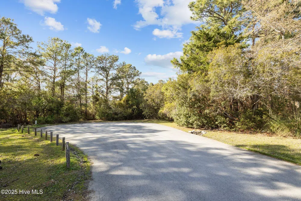215 Oak Drive Morehead City, NC 28557