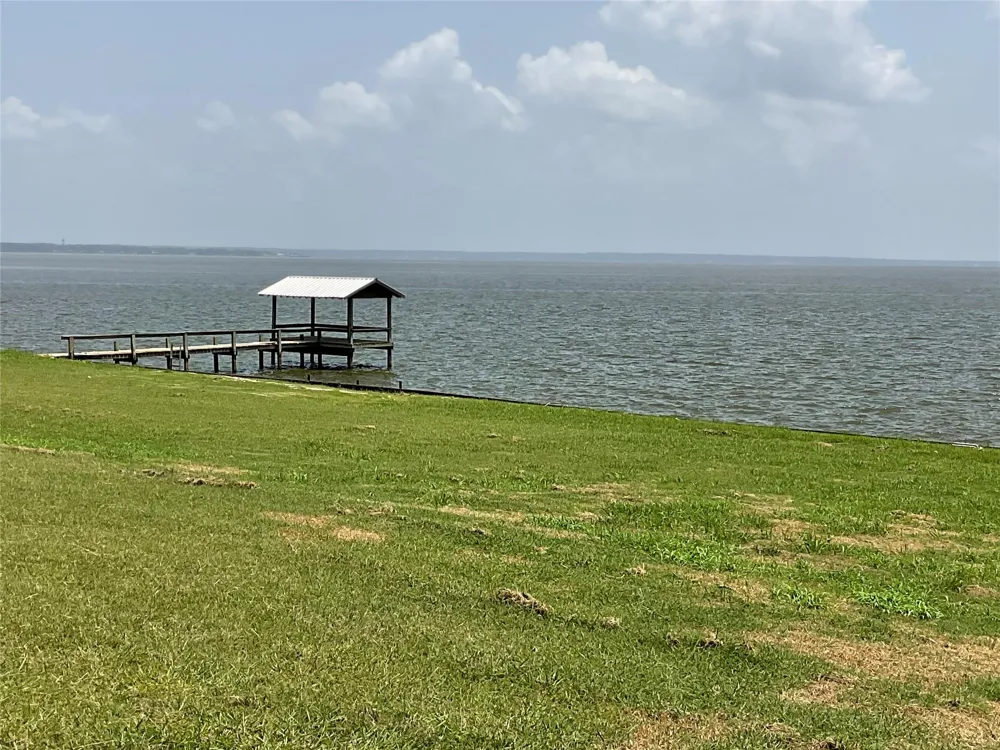 10420 Us Hwy 190 W Point Blank, TX 77364