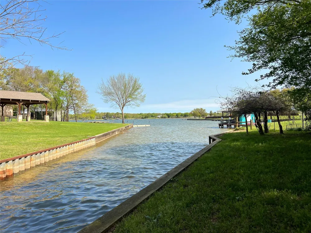 6019 County Road 374 Marquez, TX 77865