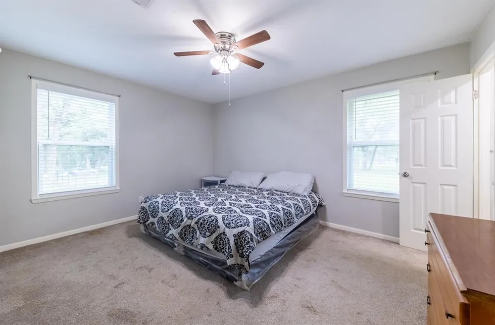 7338 FM 1624 Lexington, TX 78947