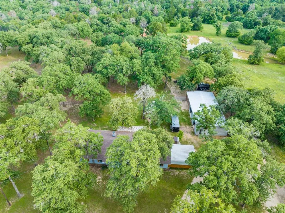 7338 FM 1624 Lexington, TX 78947