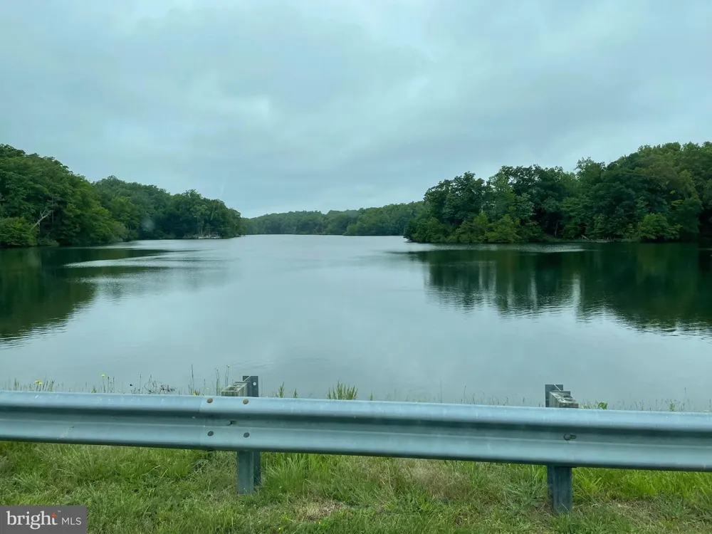 BAY POINTE DRIVE Montross, VA 22520