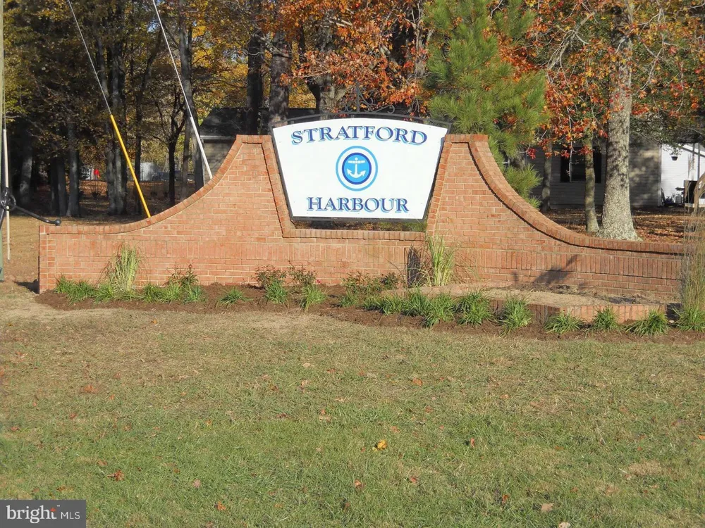 BAY POINTE DRIVE Montross, VA 22520
