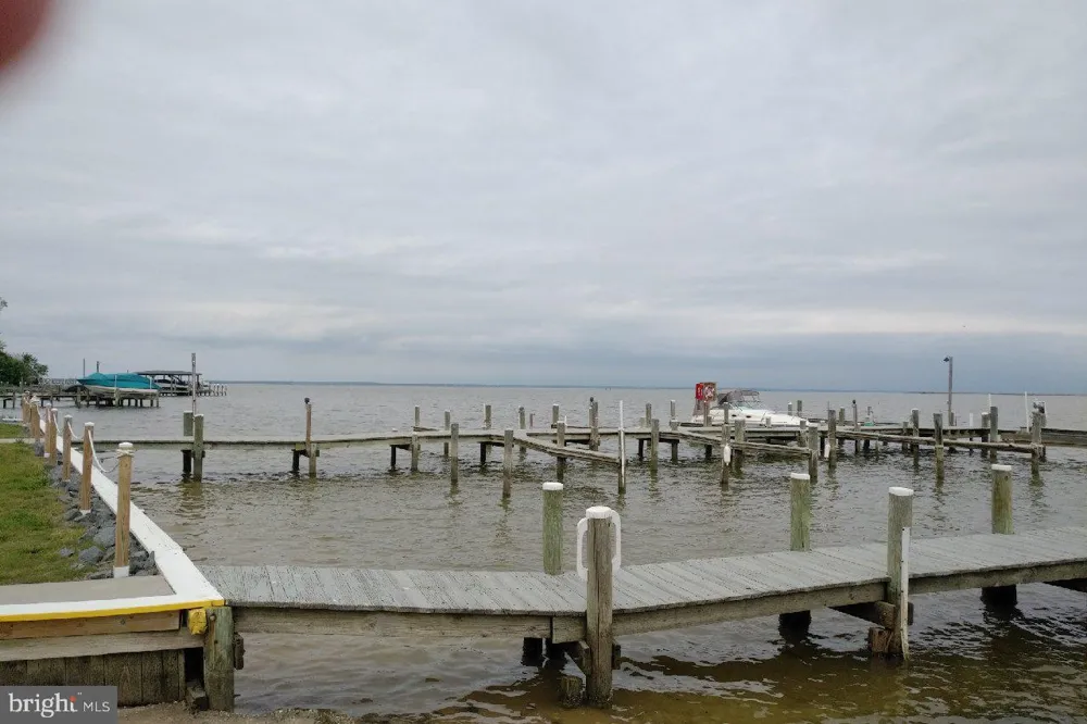 BAY POINTE DRIVE Montross, VA 22520