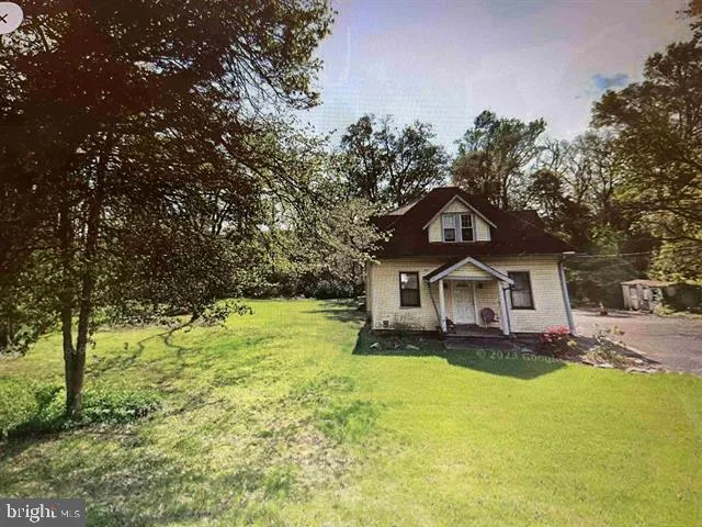 220 HARTFORD ROAD Mount Laurel, NJ 08054