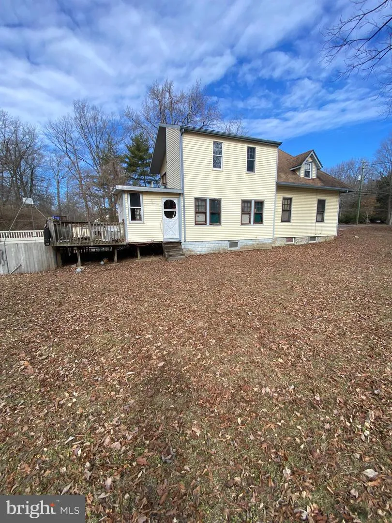 220 HARTFORD ROAD Mount Laurel, NJ 08054