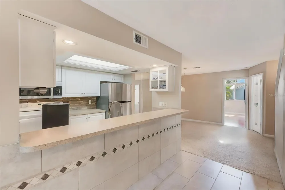 615 GARLAND CIRCLE Indian Rocks Beach, FL 33785