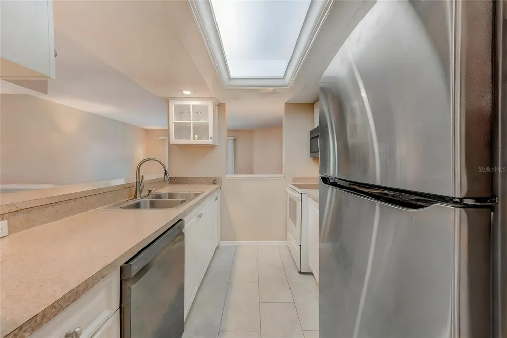 615 GARLAND CIRCLE Indian Rocks Beach, FL 33785