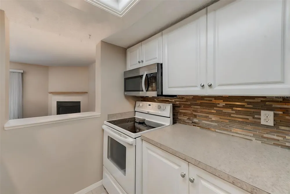 615 GARLAND CIRCLE Indian Rocks Beach, FL 33785