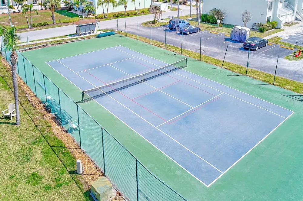 615 GARLAND CIRCLE Indian Rocks Beach, FL 33785