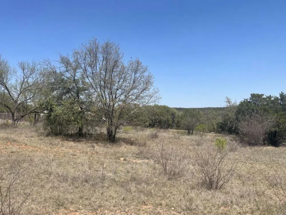 18 South Cove Spicewood, TX 78669