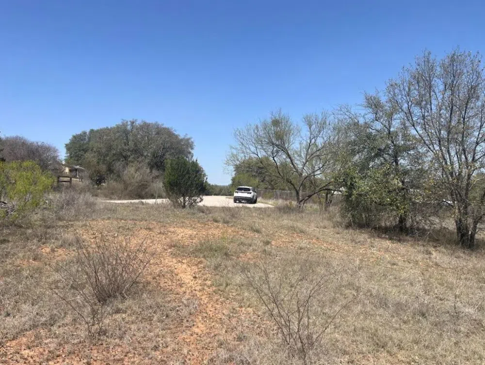 18 South Cove Spicewood, TX 78669