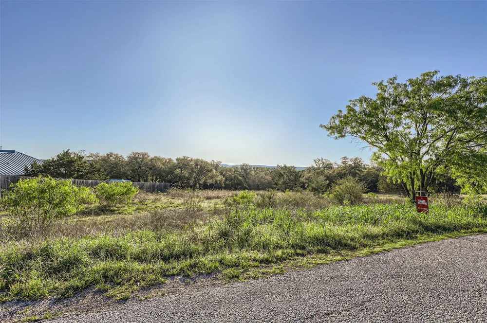 18 South Cove Spicewood, TX 78669