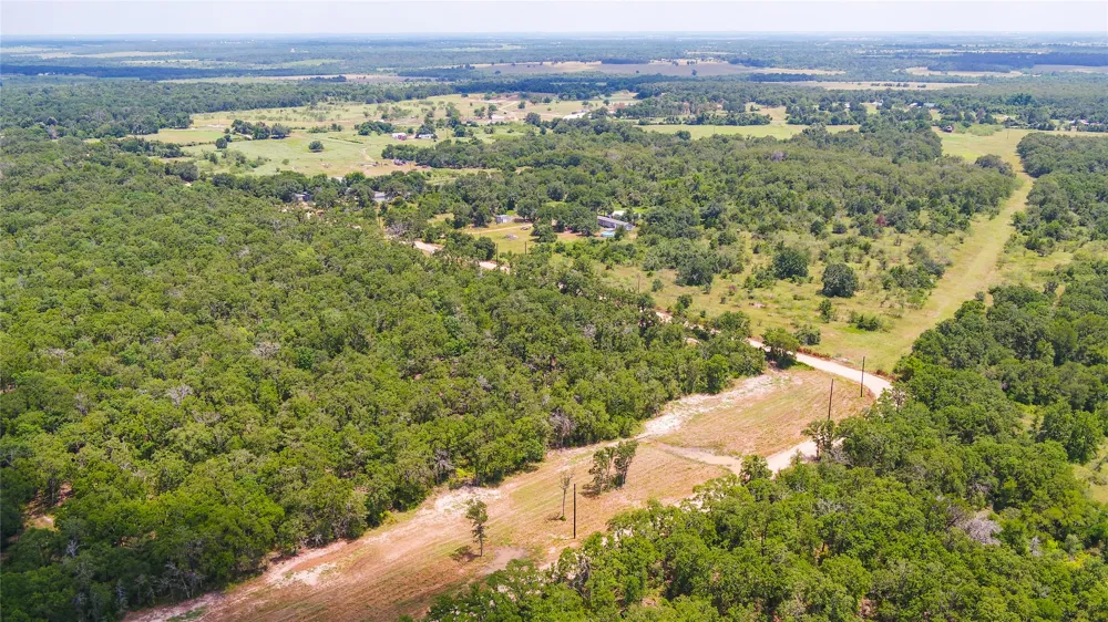 418 County Road 405 Buckholts, TX 76518