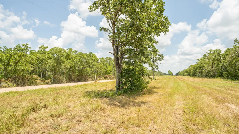 418 County Road 405 Buckholts, TX 76518