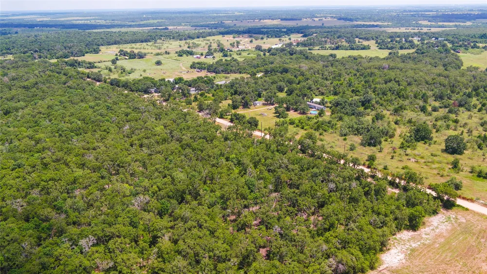 418 County Road 405 Buckholts, TX 76518