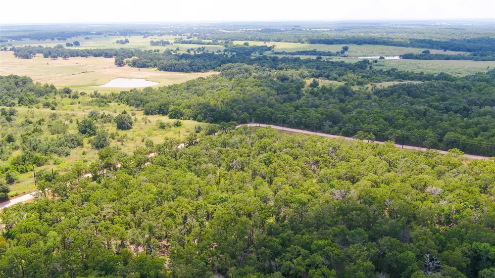 418 County Road 405 Buckholts, TX 76518