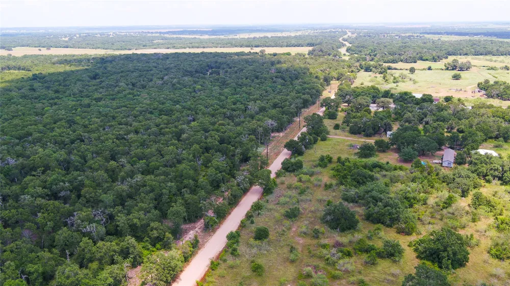 418 County Road 405 Buckholts, TX 76518