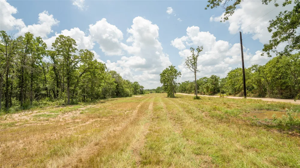 418 County Road 405 Buckholts, TX 76518