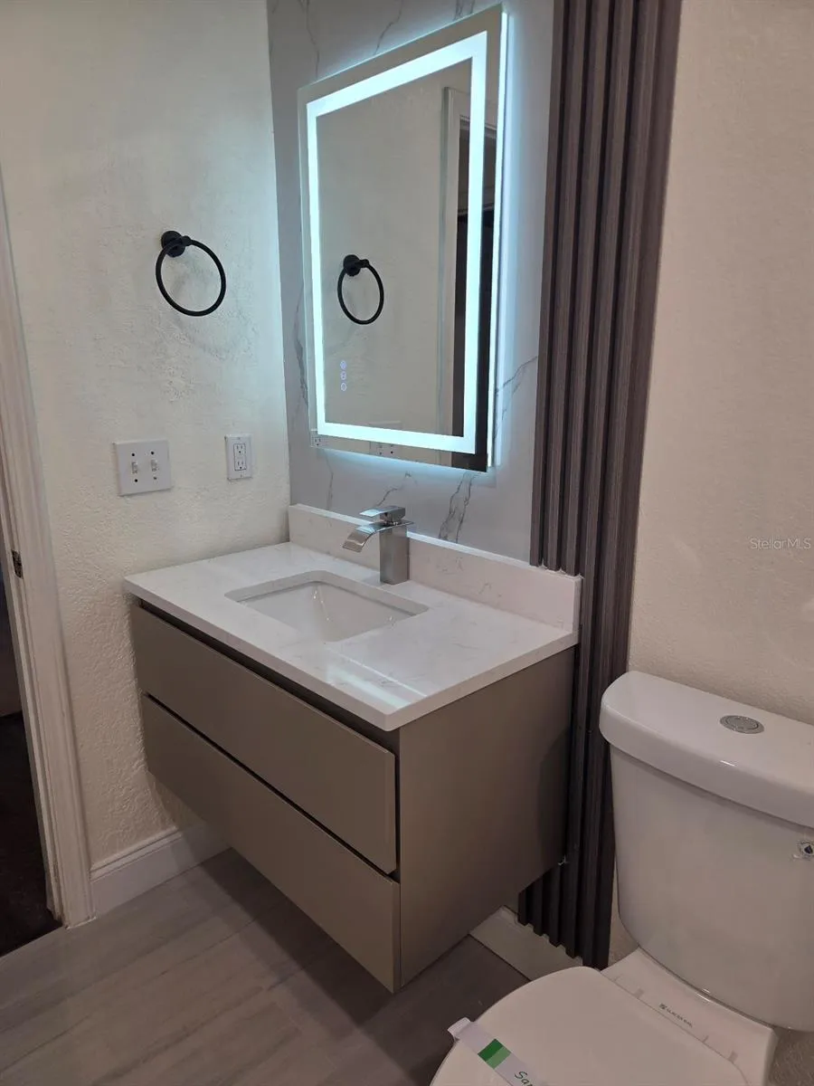 9141 LEE VISTA BOULEVARD #308 Orlando, FL 32829