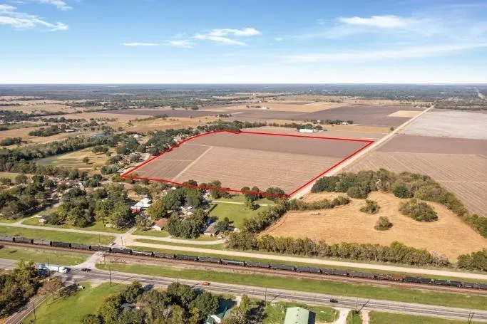2 Scroggins Road Wallis, TX 77485