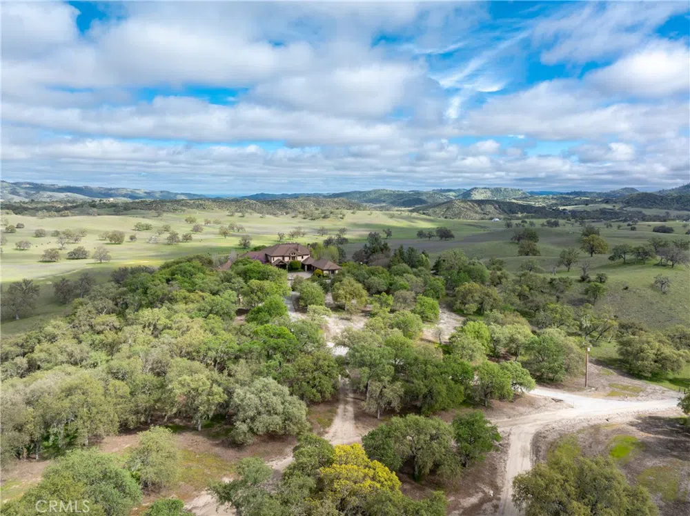 76525 Interlake Road Bradley, CA 93426