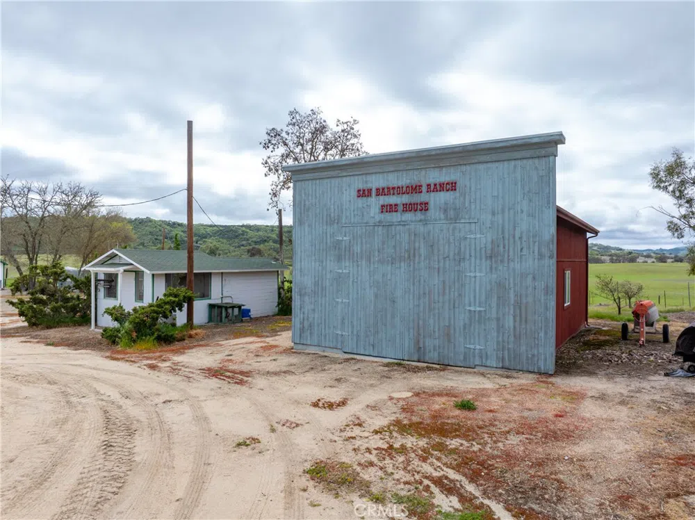 76525 Interlake Road Bradley, CA 93426