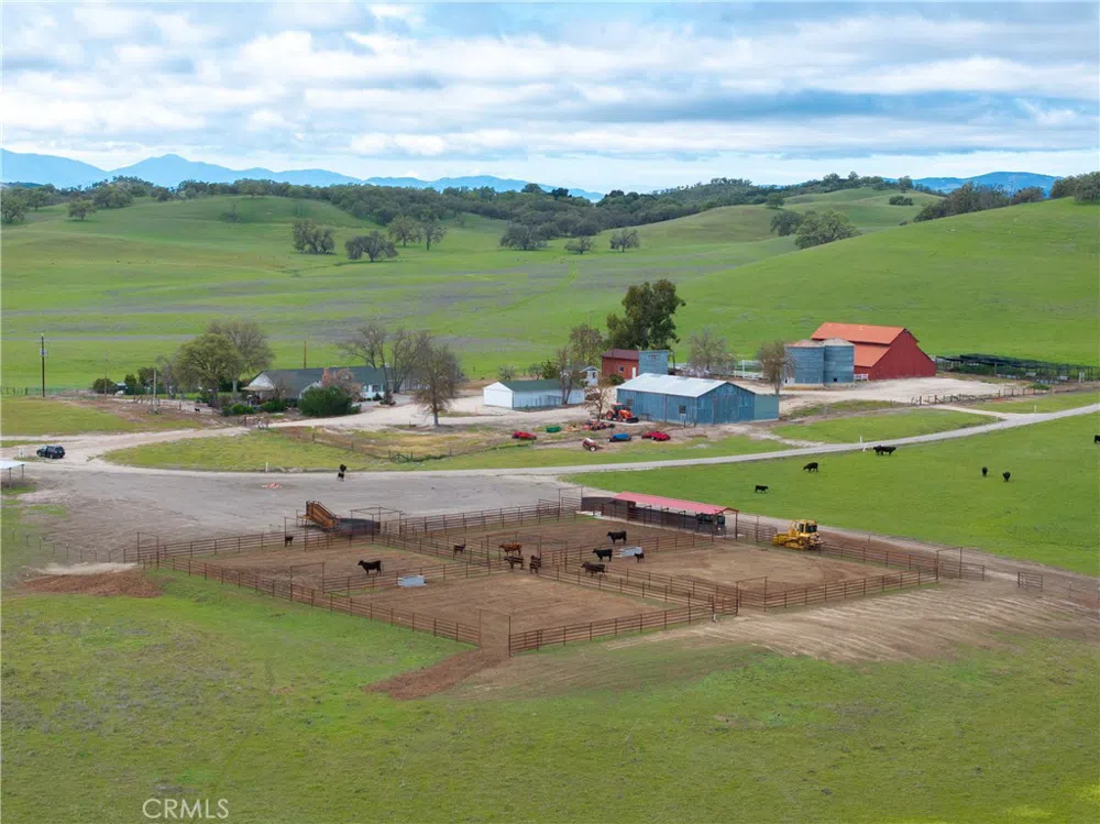 76525 Interlake Road Bradley, CA 93426