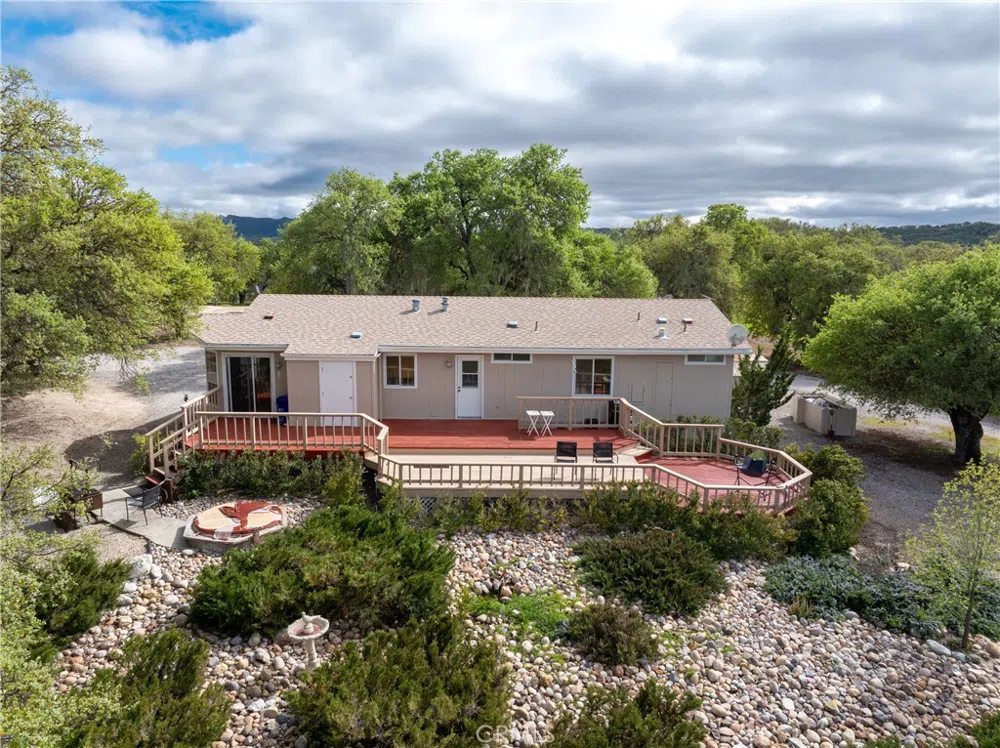 76525 Interlake Road Bradley, CA 93426