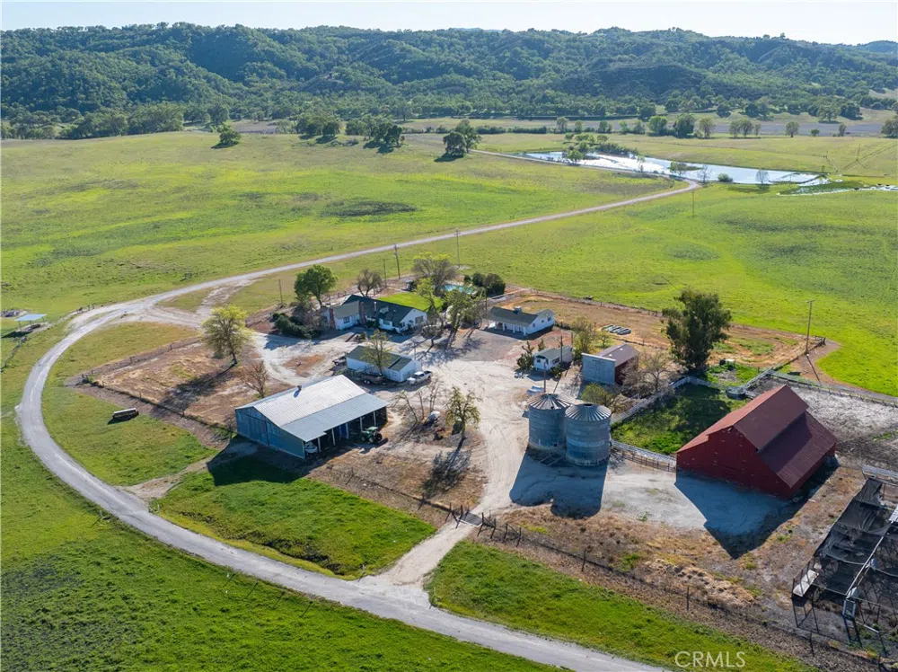 76525 Interlake Road Bradley, CA 93426