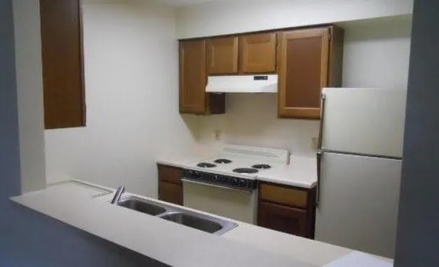 1200 Rays Dr Bryan, OH 43506