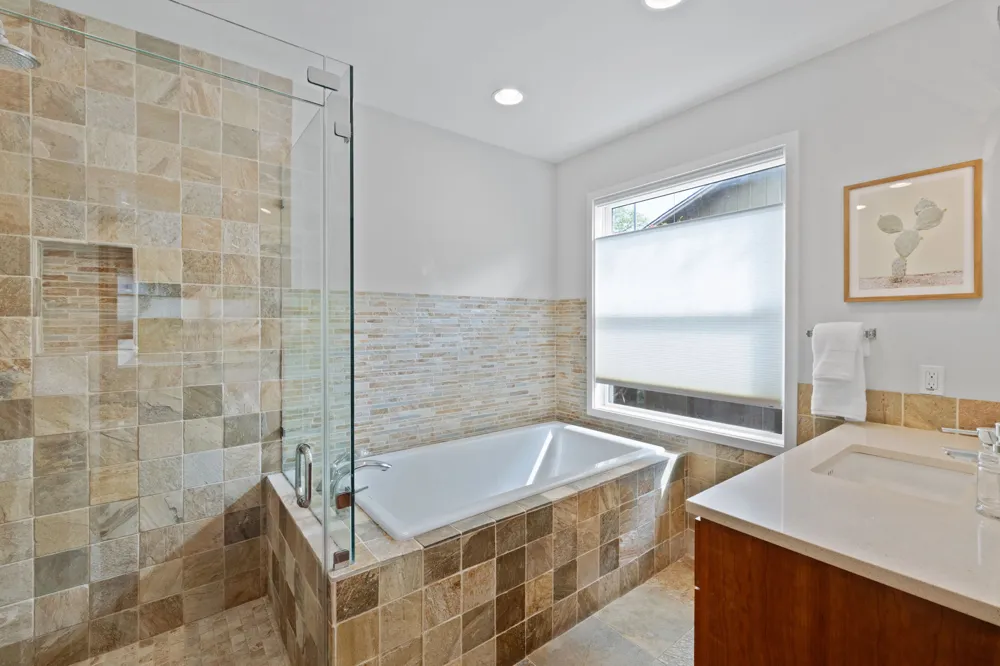 2300 S 3rd Street Austin, TX 78704
