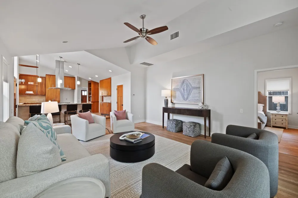 2300 S 3rd Street Austin, TX 78704