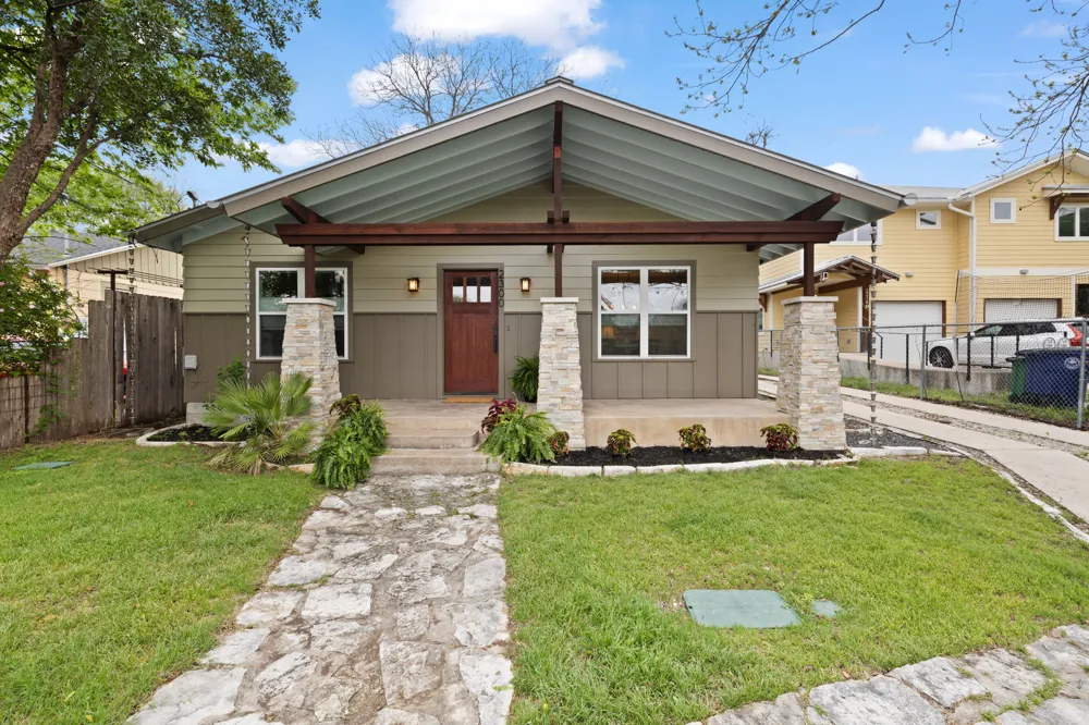 2300 S 3rd Street Austin, TX 78704