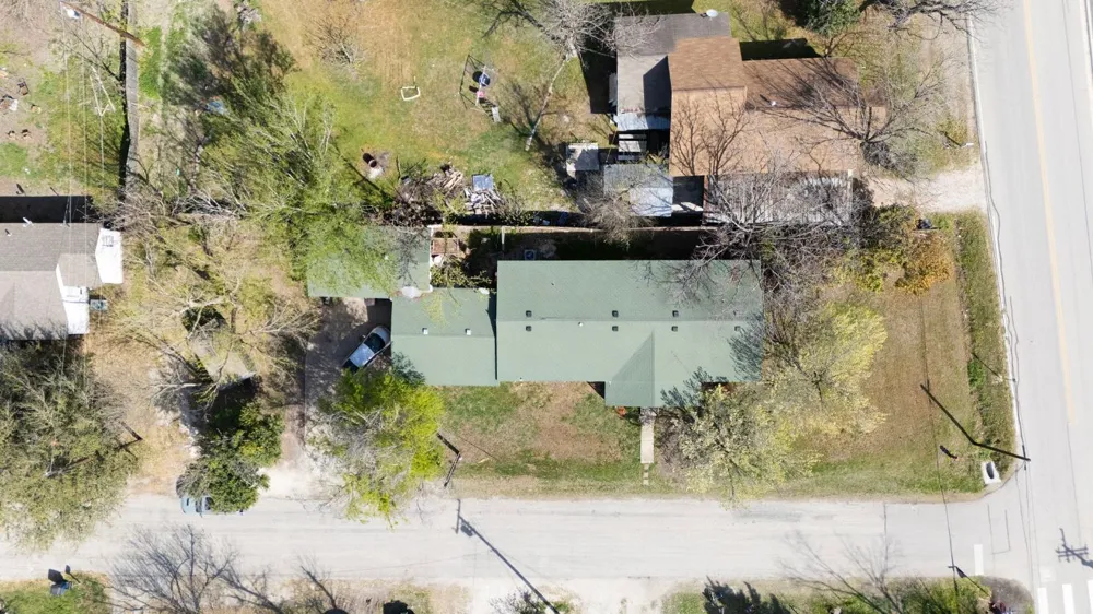 209 E Sheldon Avenue Thrall, TX 76578