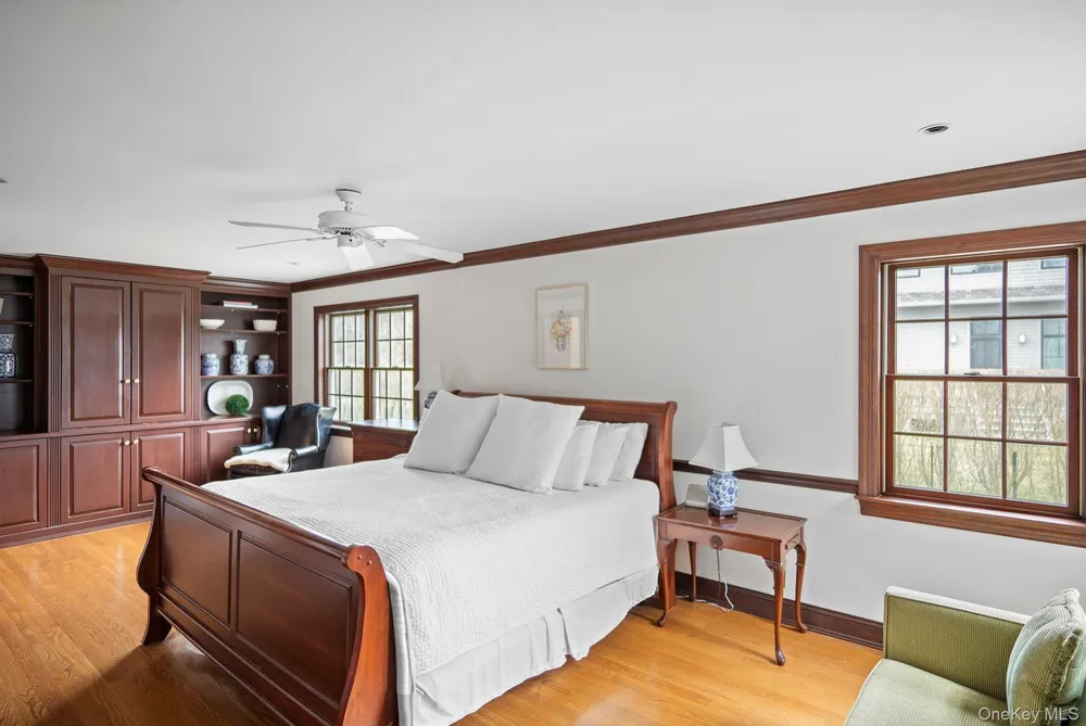 19 Quaquanantuck Lane Quogue, NY 11959